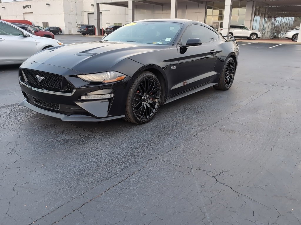 Used 2018 Ford Mustang GT Premium w/ GT Performance Package image 2