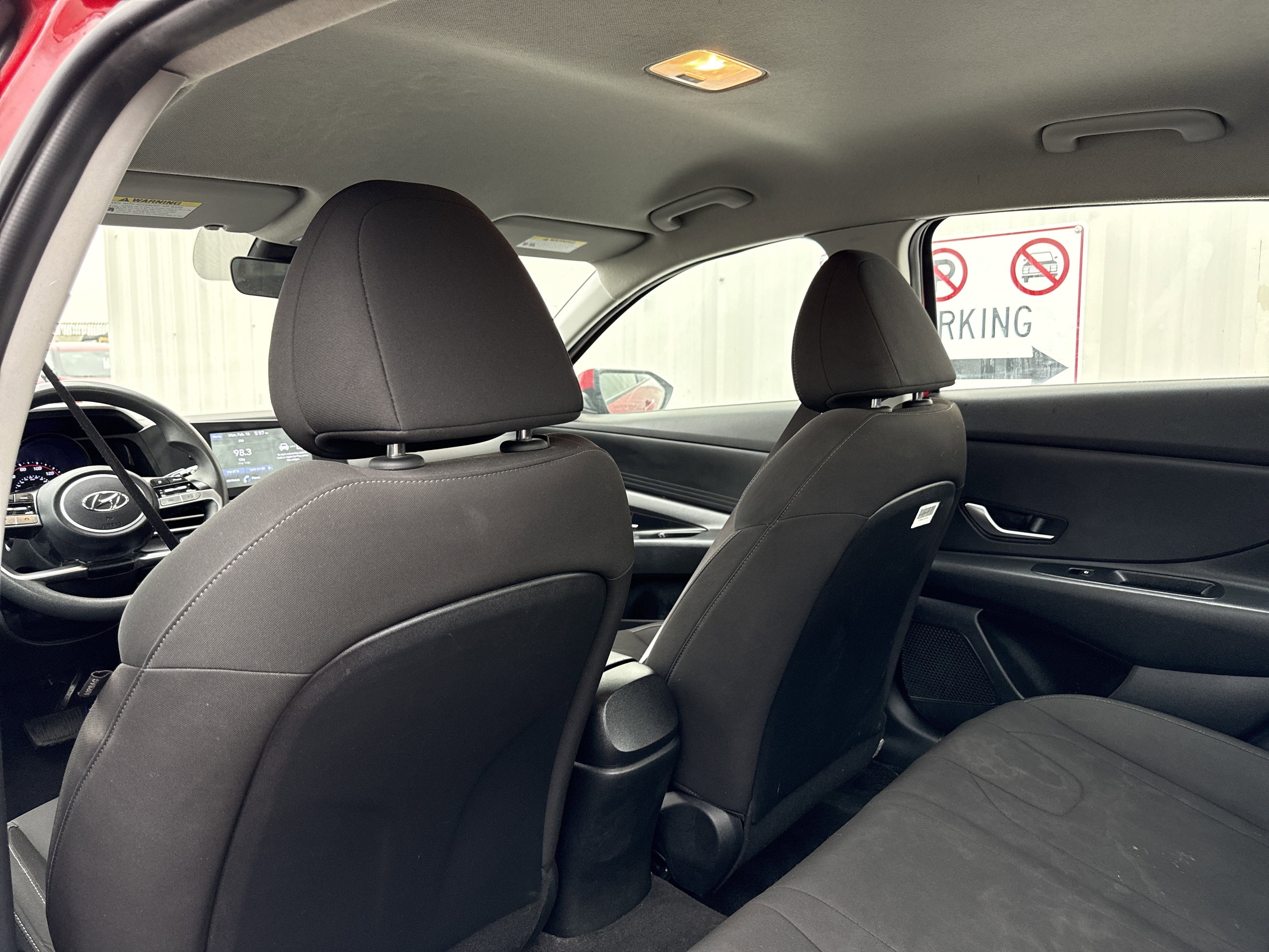 Used 2023 Hyundai Elantra SEL w/ Preferred Accessory Package image 21