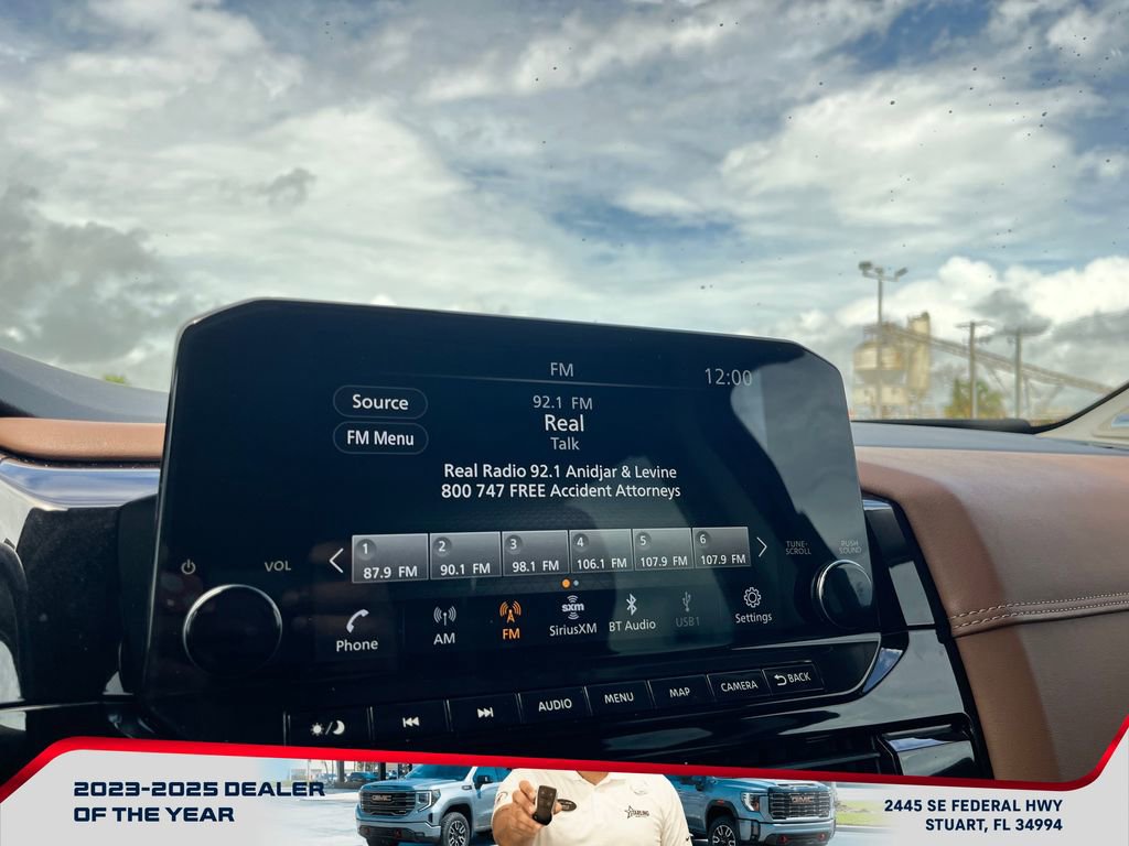 Used 2022 Nissan Pathfinder Platinum w/ Cargo Package image 32