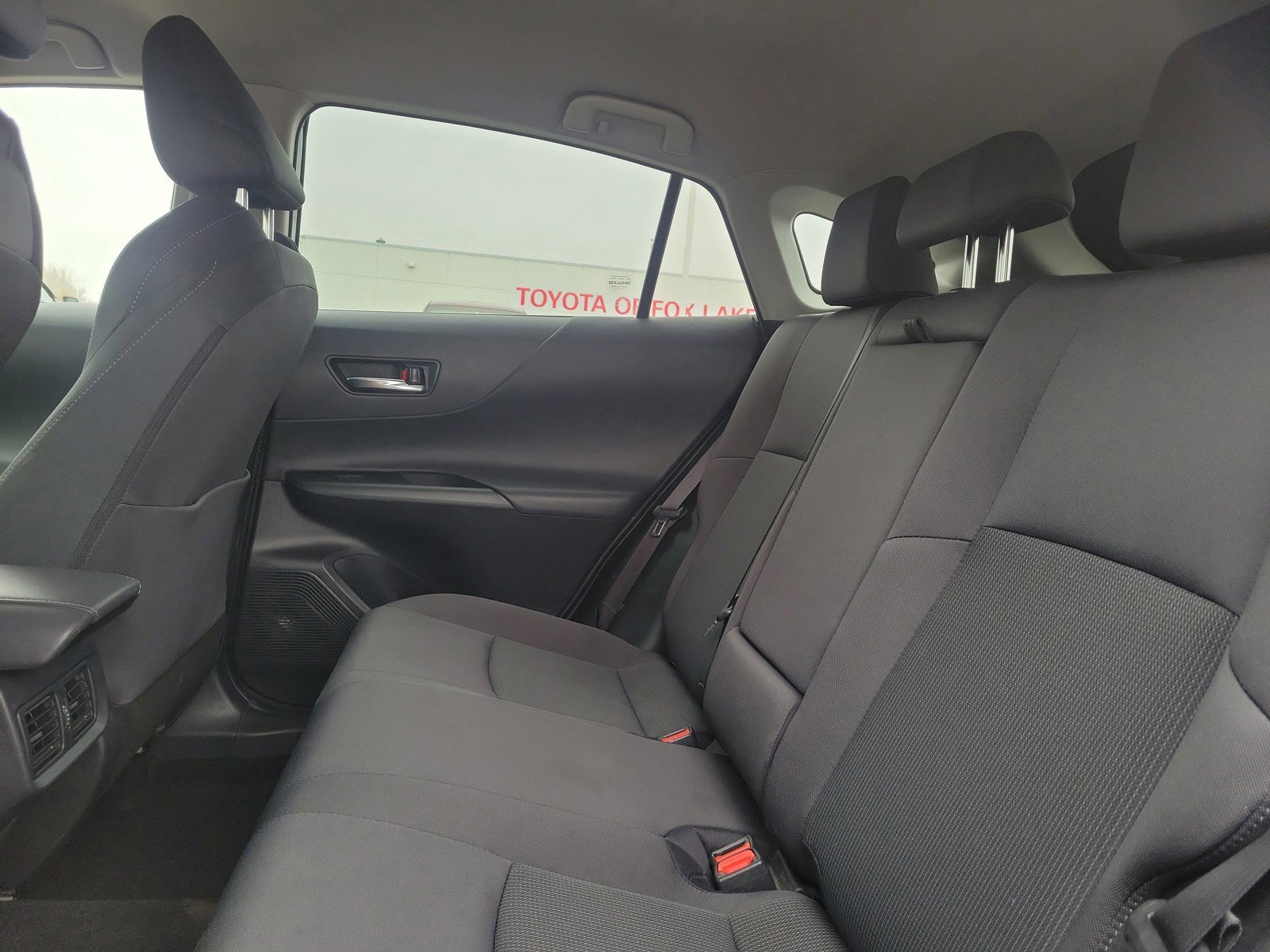 Used 2024 Toyota Venza LE AWD/4WD image 10