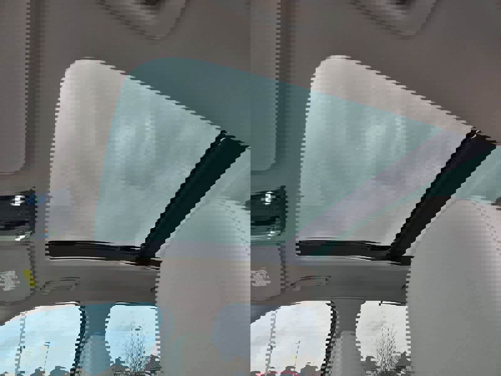 Certified 2023 Kia Sorento SX image 17