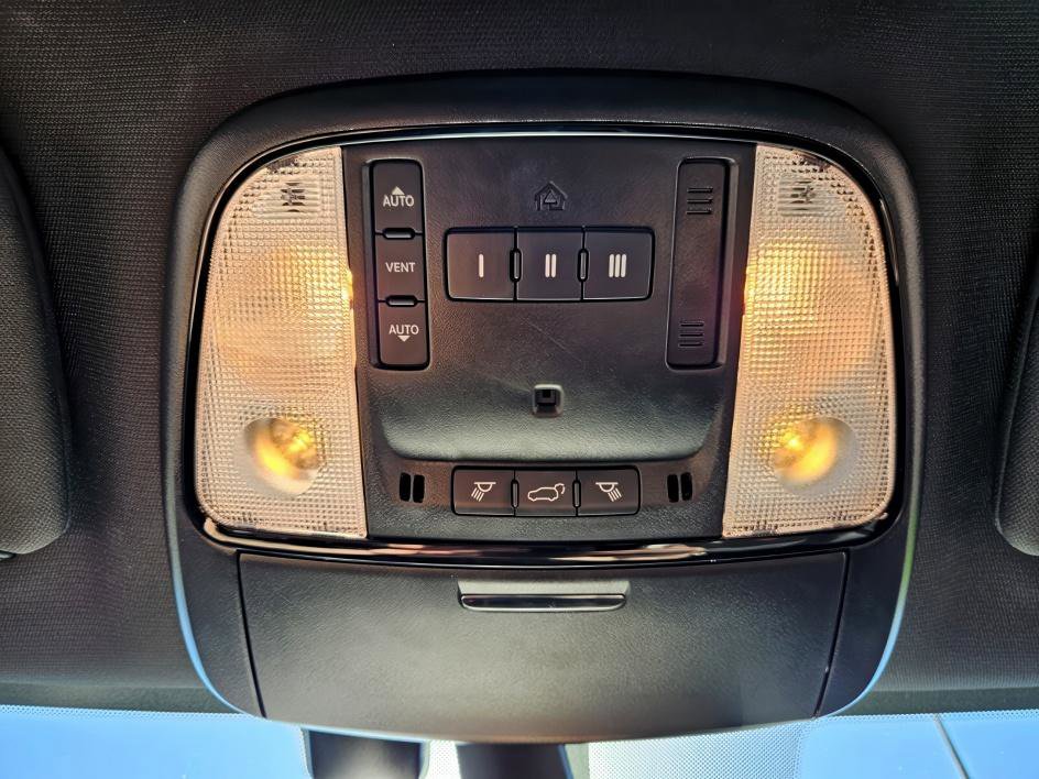 Used 2023 Dodge Durango R/T image 22