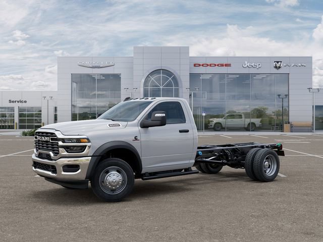 New 2026 RAM 5500 Tradesman w/ Chrome Appearance Group AWD/4WD image 2