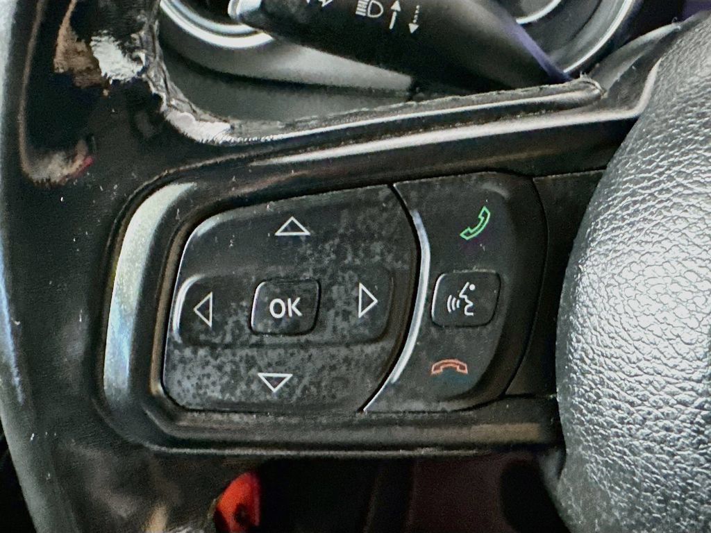 Used 2020 Jeep Wrangler Sport AWD/4WD image 23