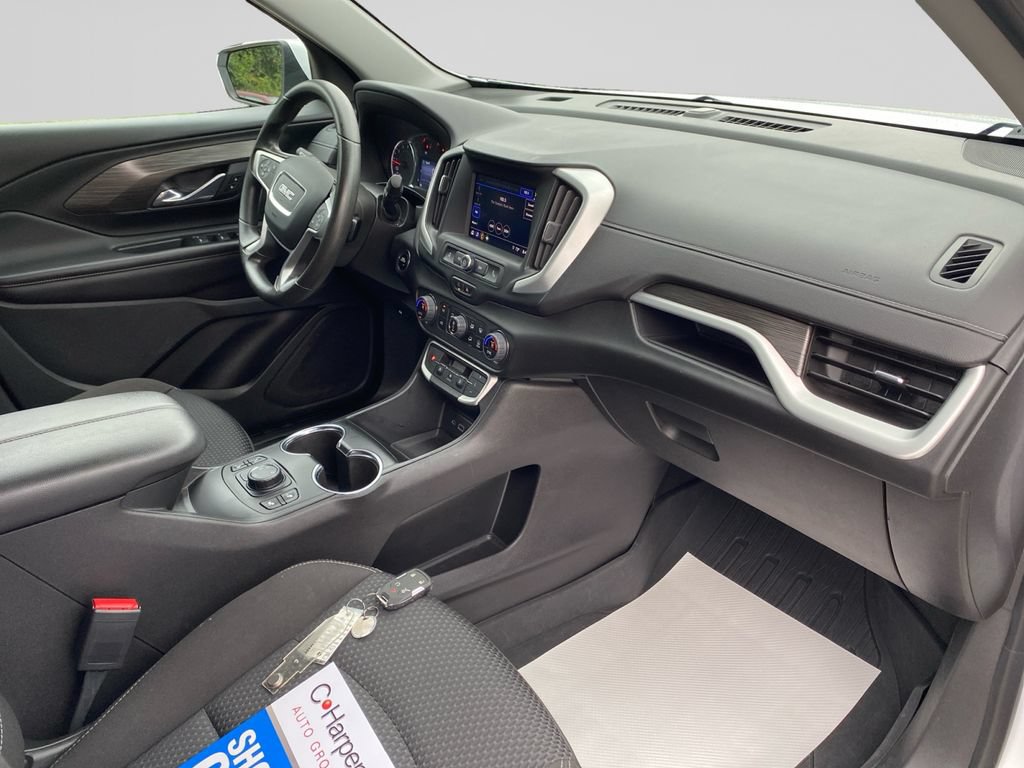 Certified 2023 GMC Terrain SLE w/ Driver Convenience Package AWD/4WD image 10