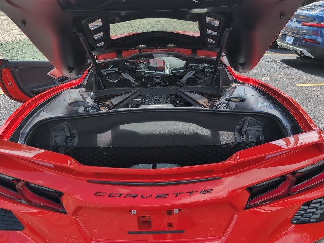 Used 2020 Chevrolet Corvette Stingray Preferred Cpe w/ 2LT Preferred Equipment Group RWD image 9