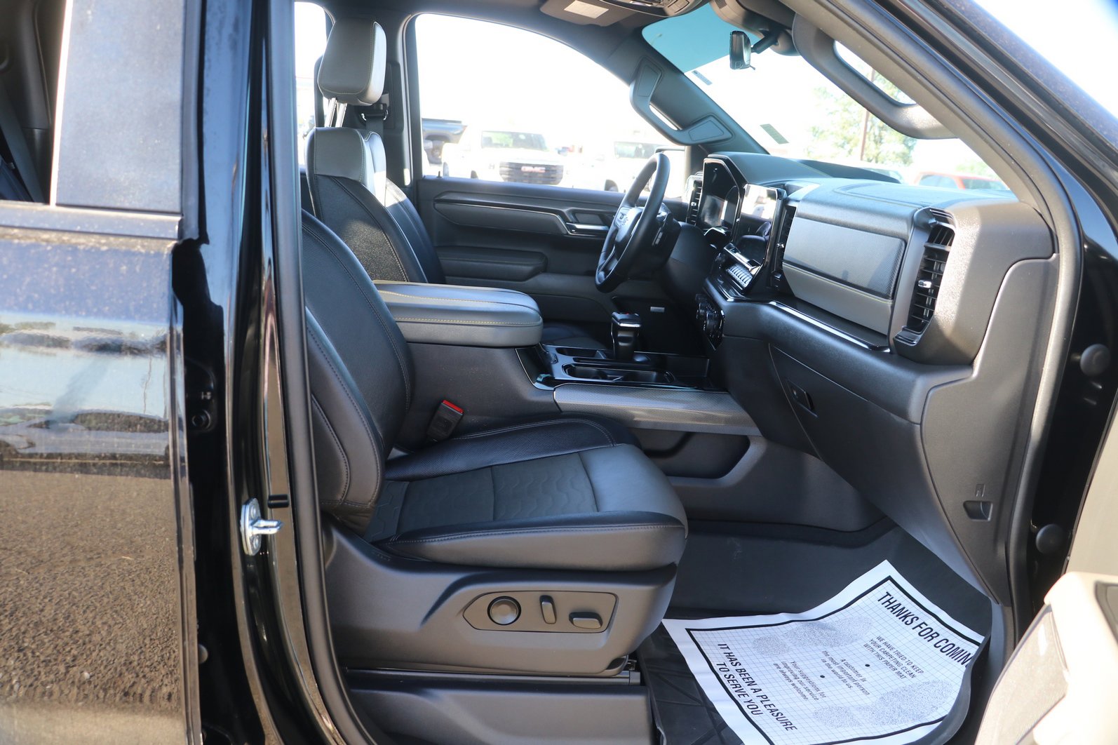 Used 2023 Chevrolet Silverado 1500 ZR2 w/ Technology Package image 35