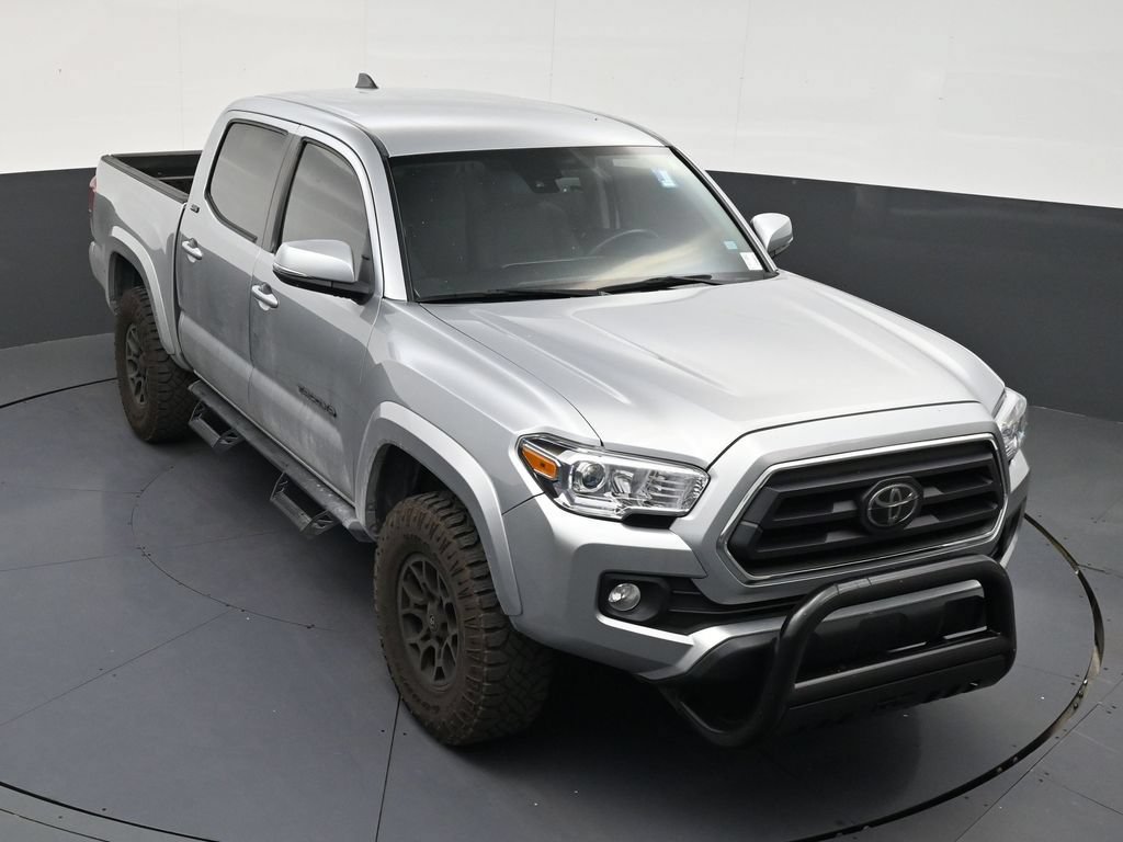 Used 2022 Toyota Tacoma SR5 w/ Technology Package RWD image 18