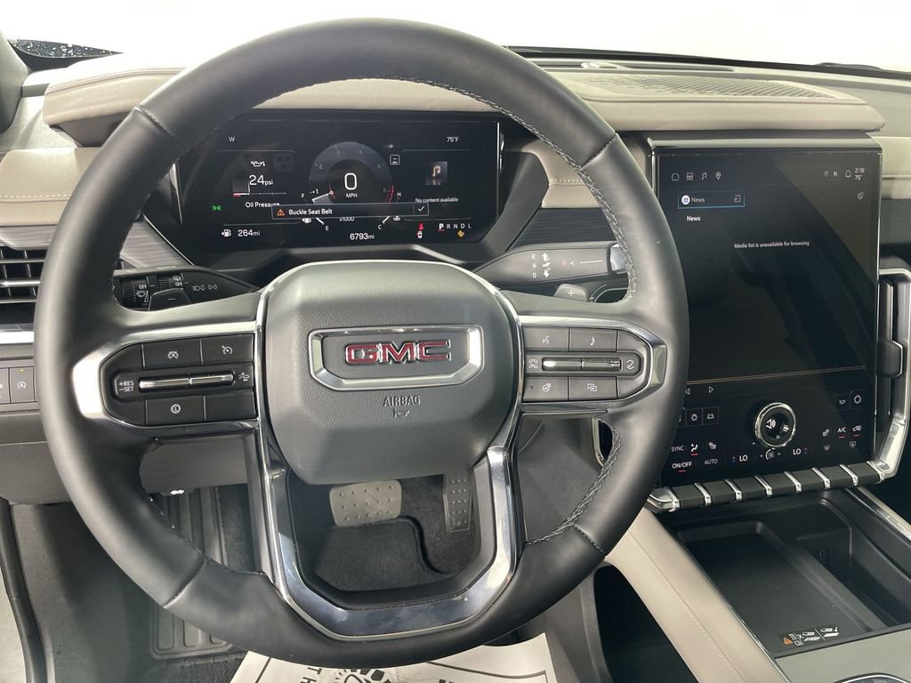 New 2025 GMC Acadia Elevation image 11