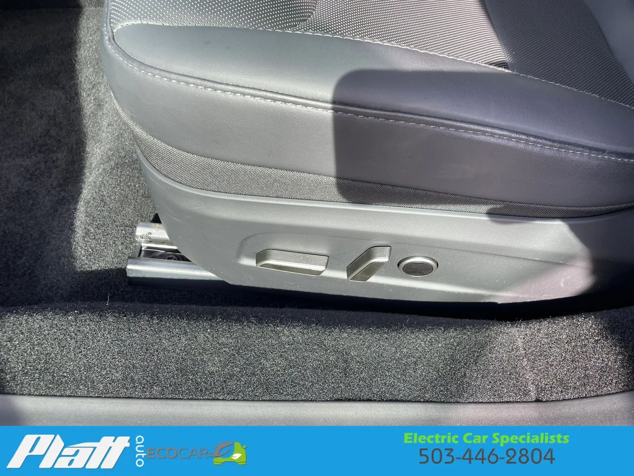 Used 2024 Tesla Model 3 Standard Range image 26