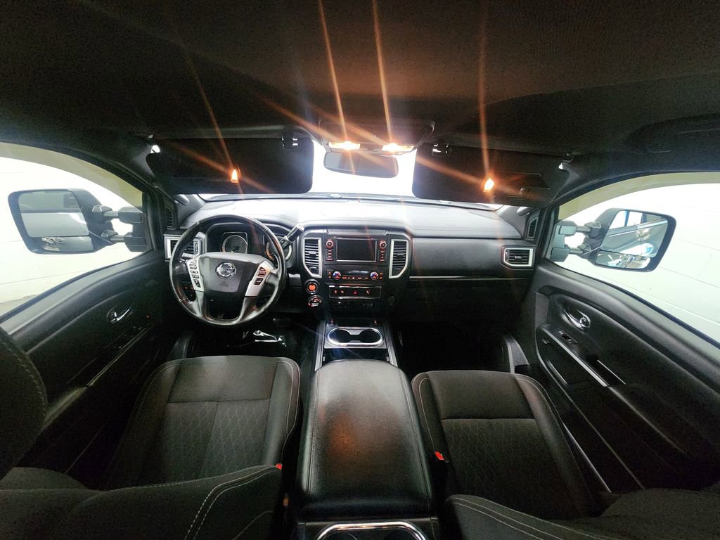 Used 2019 Nissan Titan SV w/ SV Convenience Package AWD/4WD image 27