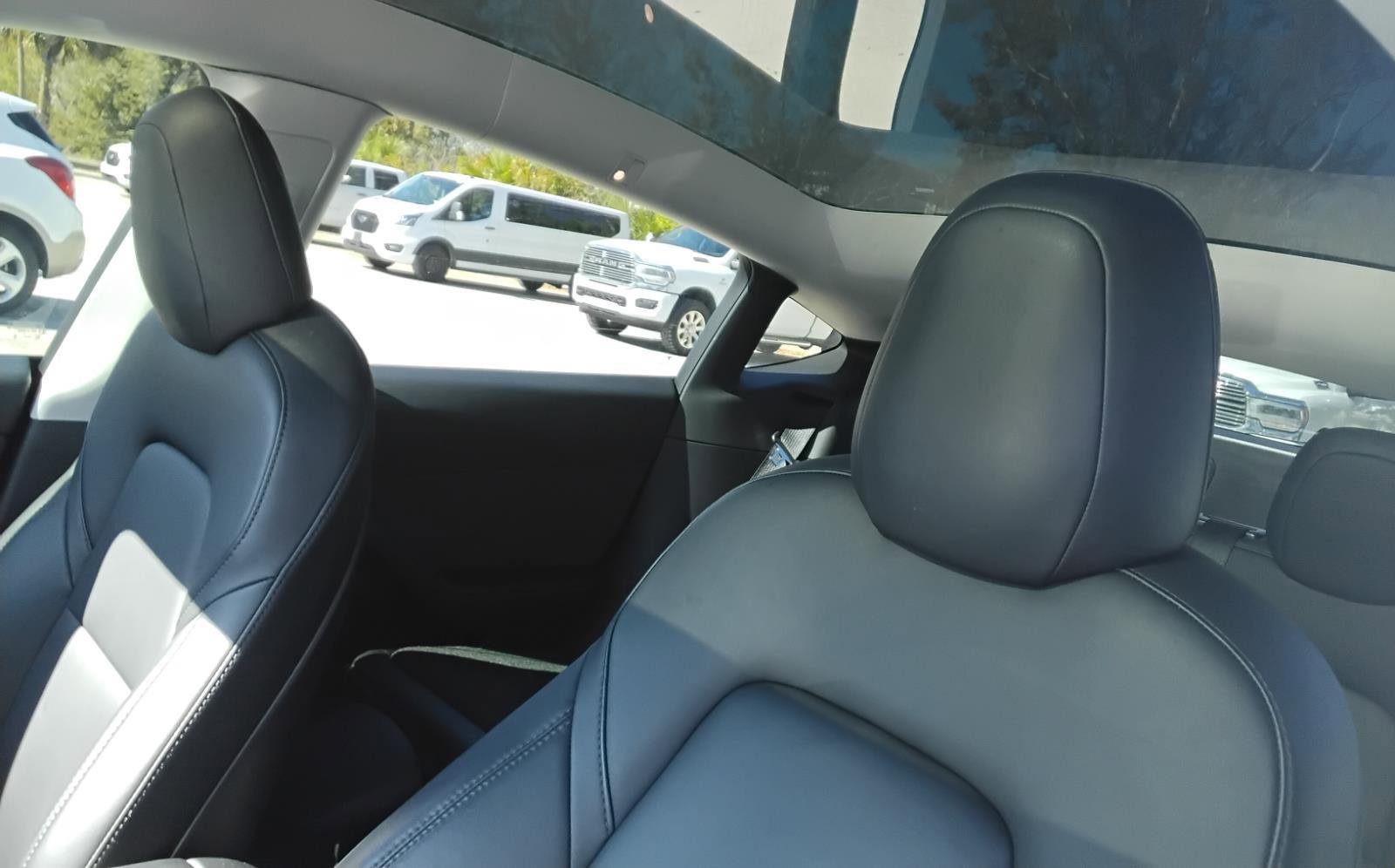 Used 2021 Tesla Model Y Long Range image 17