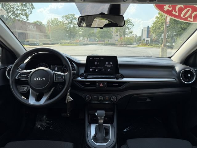 Used 2024 Kia Forte LXS FWD image 31