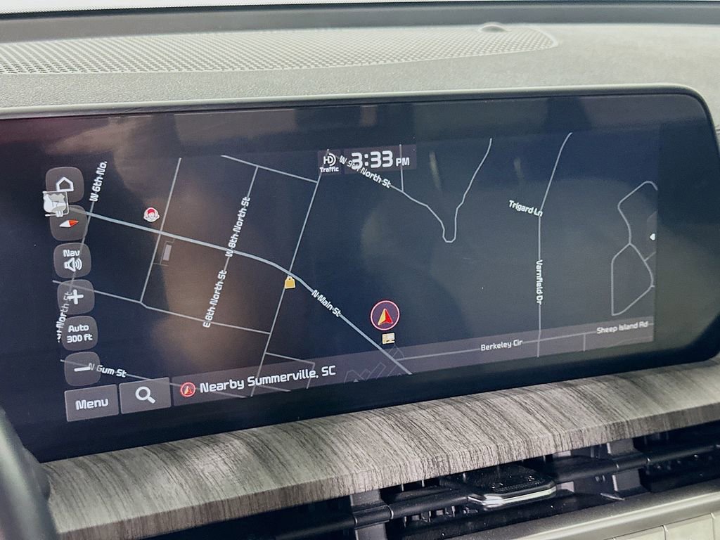 Used 2023 Kia Telluride EX w/ EX Captain's Chair Package image 28