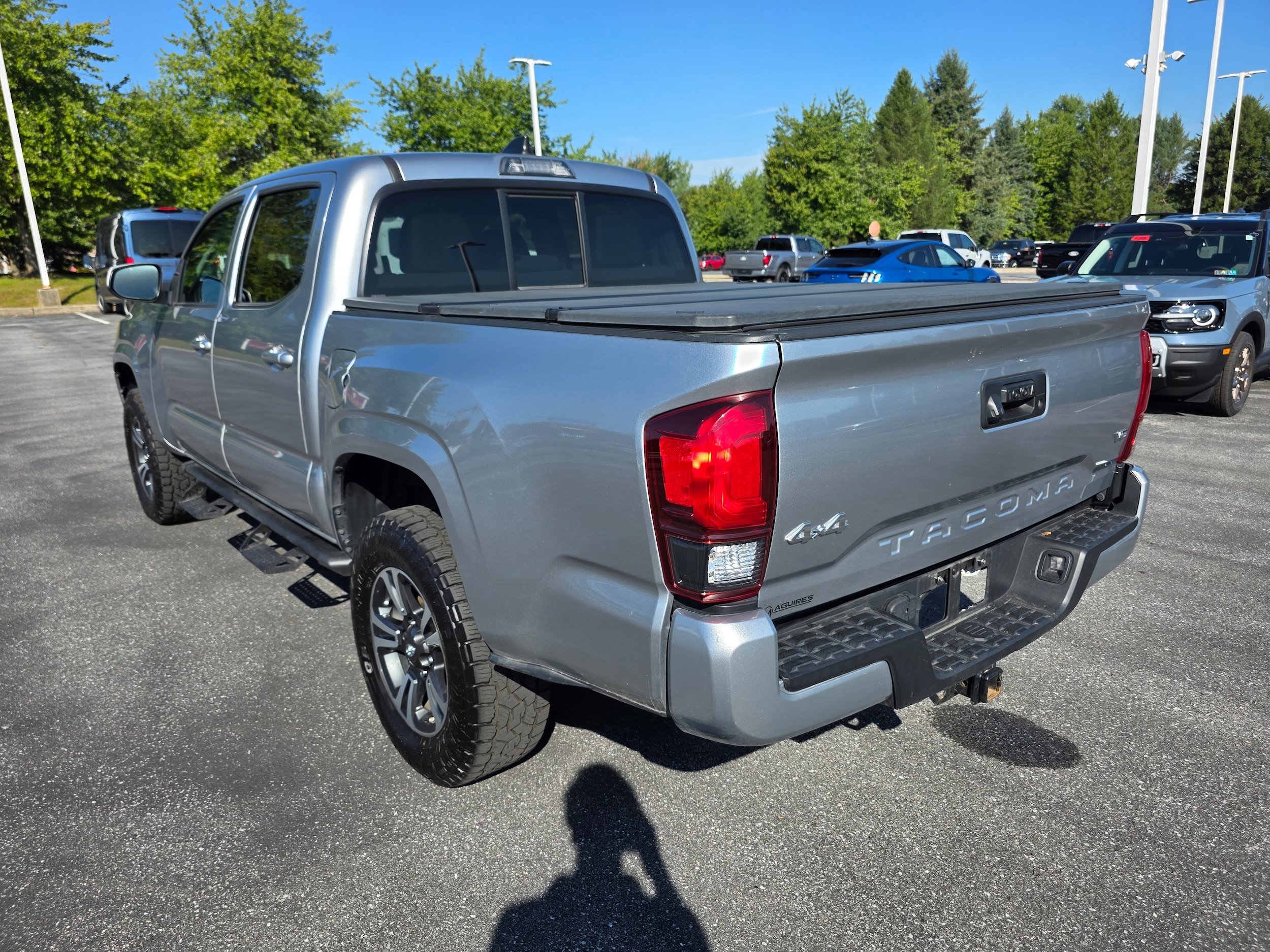 Used 2023 Toyota Tacoma SR AWD/4WD image 3