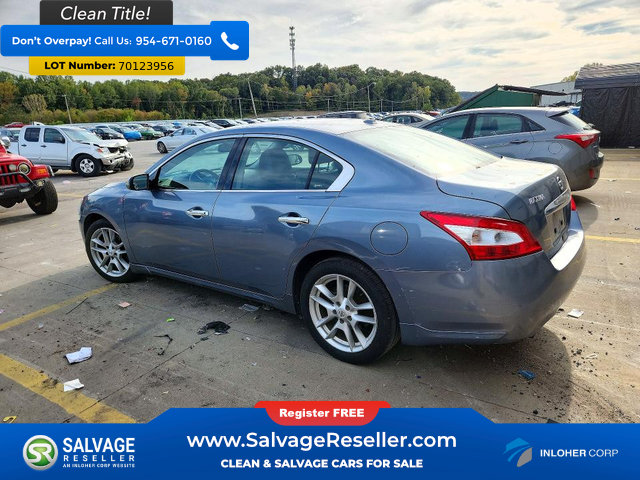 Used 2011 Nissan Maxima 3.5 SV w/ Monitor Pkg FWD image 3
