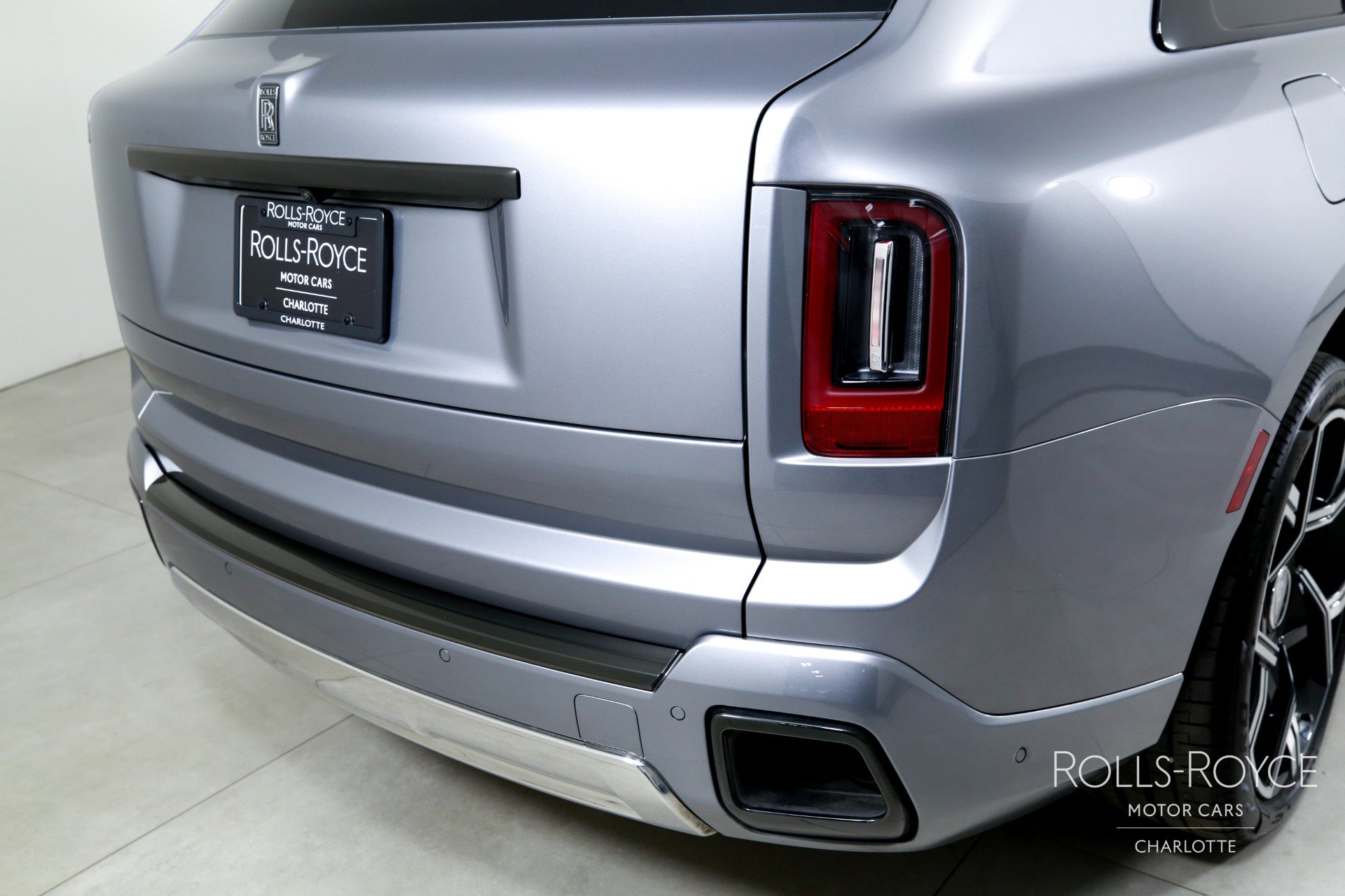 Used 2026 Rolls-Royce Cullinan Black Badge image 46