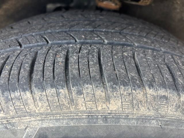 Used 2024 Buick Encore GX Preferred AWD/4WD image 12