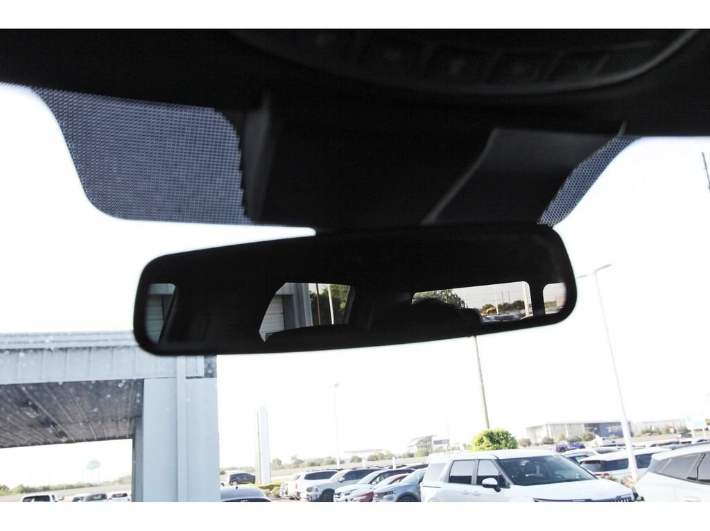 Used 2022 Ford F250 Lariat w/ Black Appearance Package AWD/4WD image 24