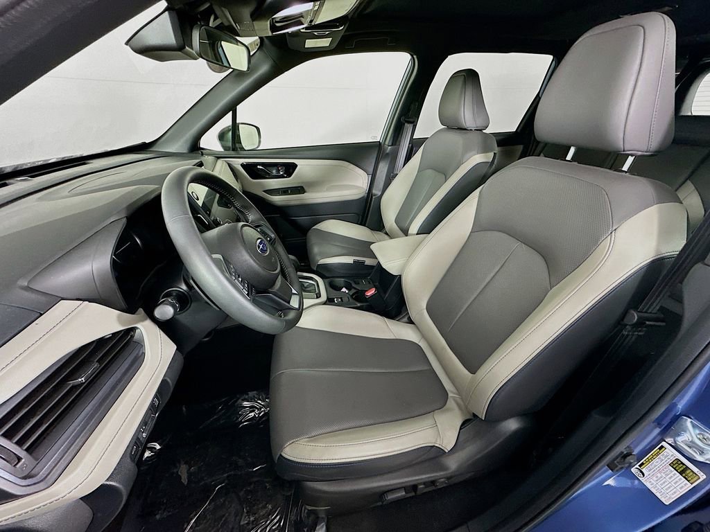 Certified 2025 Subaru Forester Limited image 29