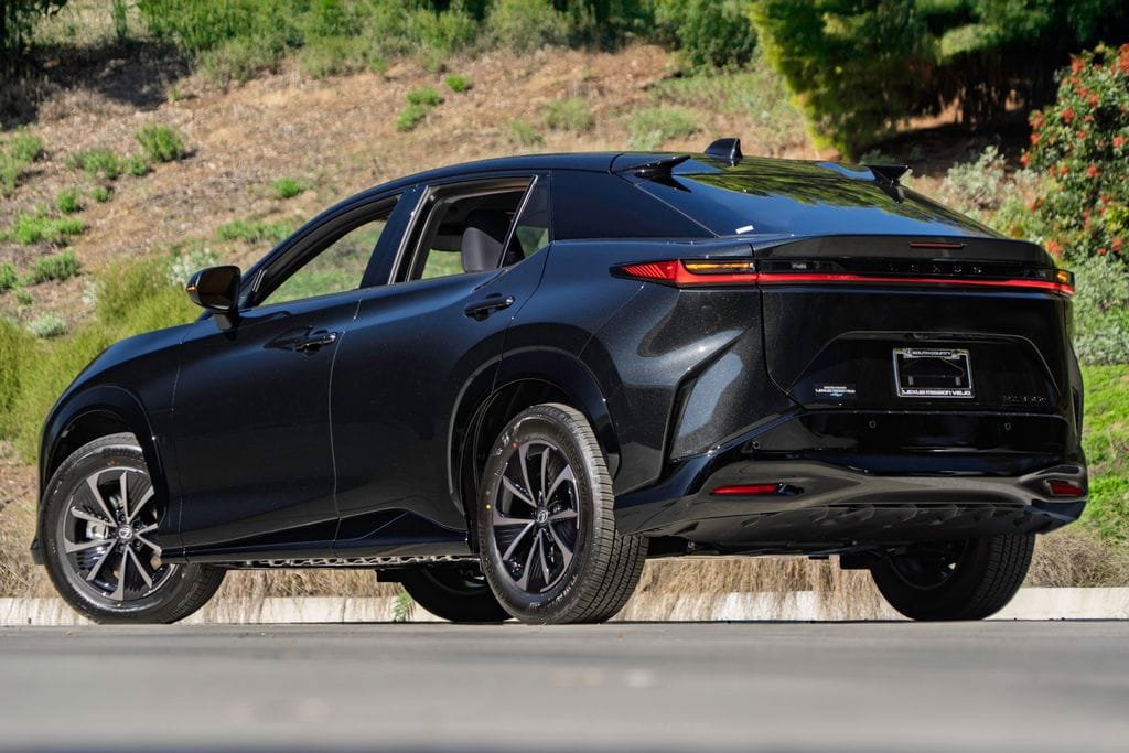 New 2026 Lexus RZ 350e 2WD w/ Accessory Package (Z1) image 2