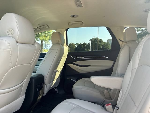Used 2024 Buick Enclave Essence w/ Technology Package FWD image 22