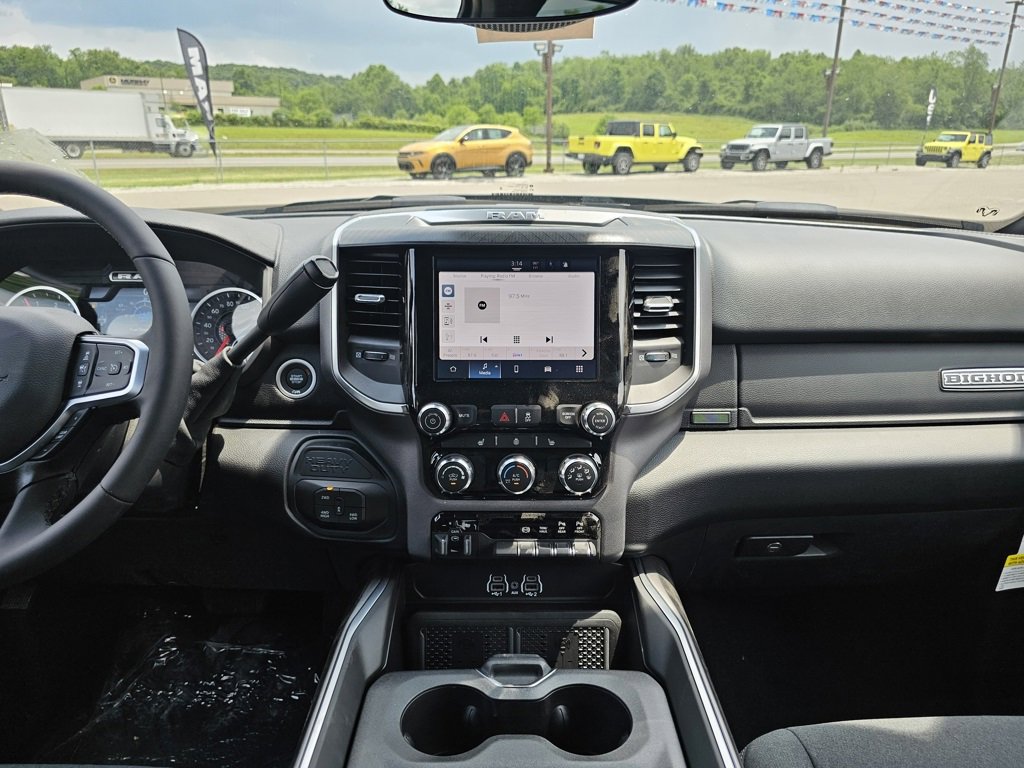New 2025 RAM 2500 Big Horn image 31