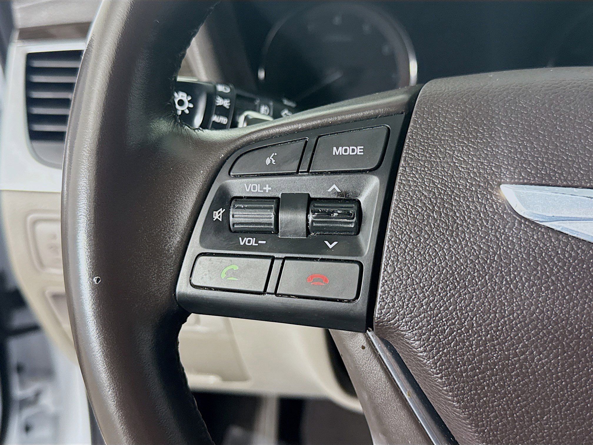 Used 2016 Hyundai Genesis 3.8 w/ Option Group 02 RWD image 14