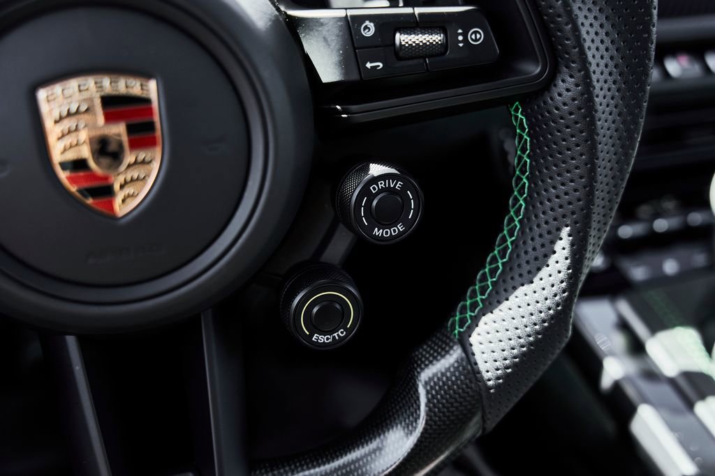 Used 2025 Porsche 911 GT3 RS w/ Weissach Package RWD image 61