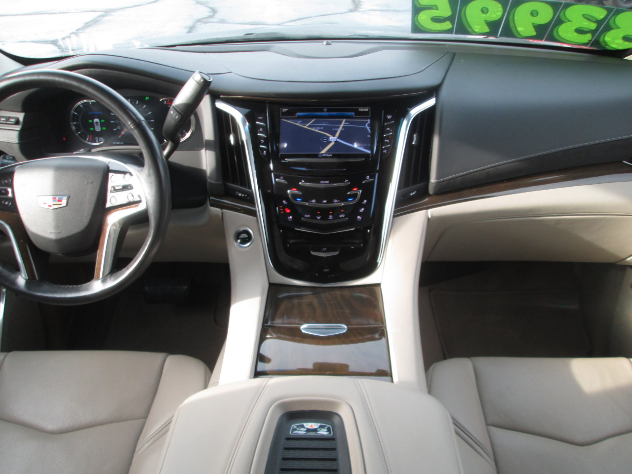 Used 2019 Cadillac Escalade Premium Luxury image 9