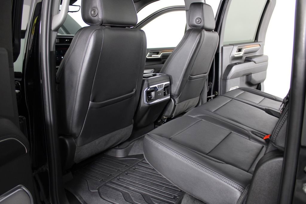 Used 2024 GMC Sierra 2500 Denali w/ Technology Package AWD/4WD image 36
