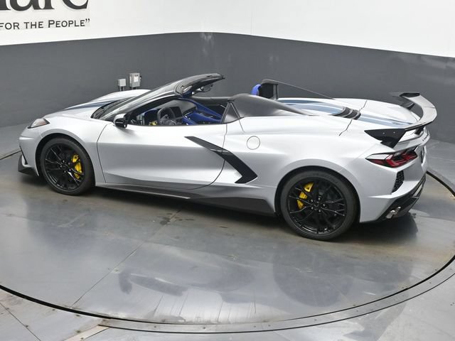 New 2026 Chevrolet Corvette Stingray Premium Conv w/ Stealth Interior Trim Package RWD image 22