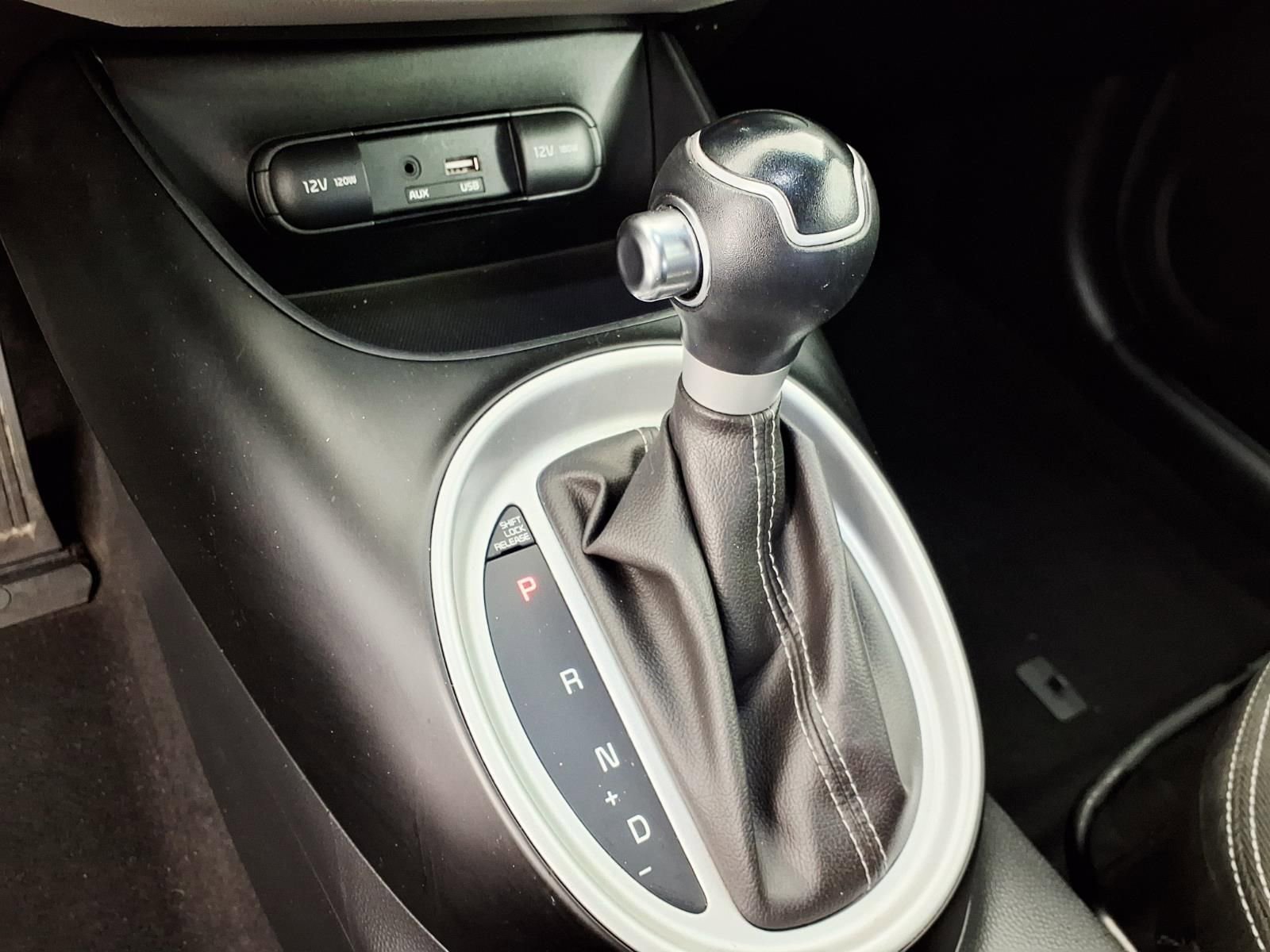 Used 2017 Kia Soul + FWD image 21