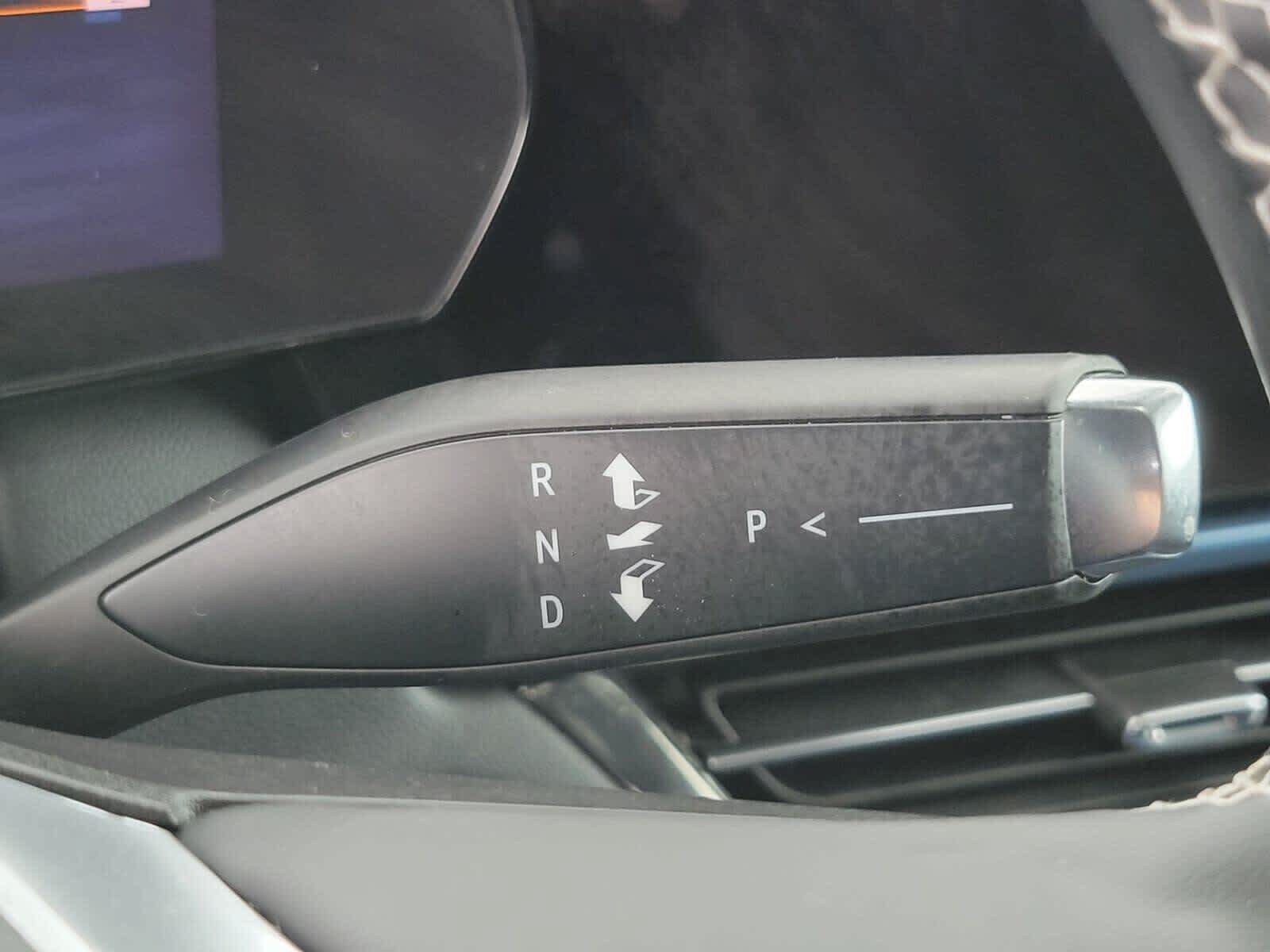 Used 2024 Chevrolet Equinox EV LT FWD image 31