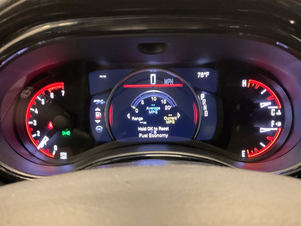 Used 2024 Dodge Durango R/T w/ Trailer Tow Group IV AWD/4WD image 2