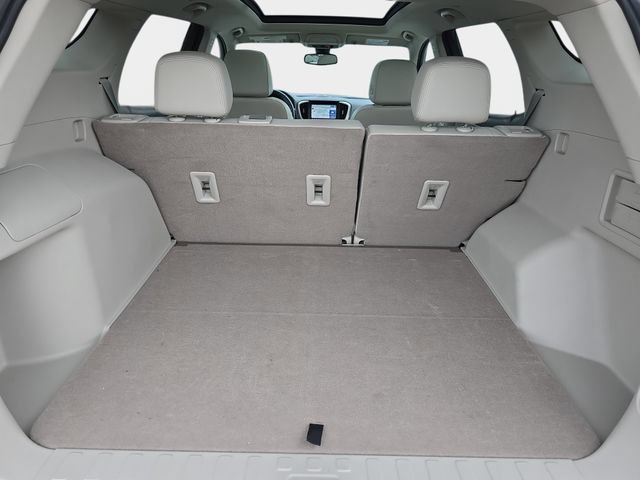 Used 2024 GMC Terrain Denali w/ Denali Premium Package AWD/4WD image 14