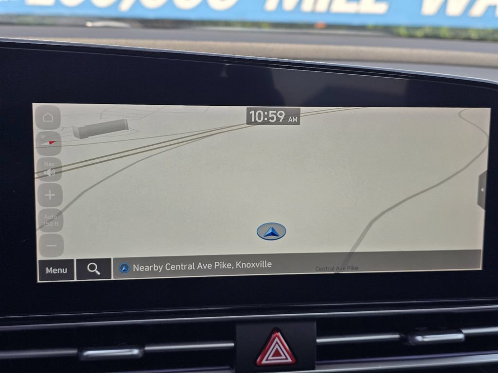 Used 2024 Hyundai Elantra SEL FWD image 18