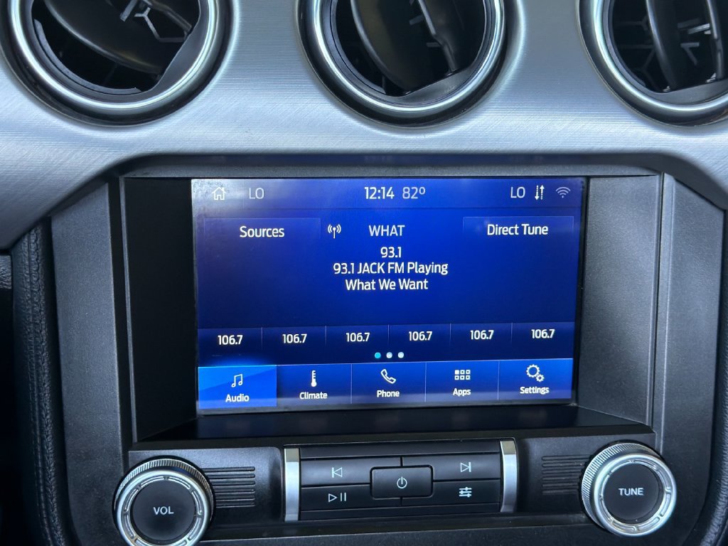 Used 2020 Ford Mustang Premium RWD image 18