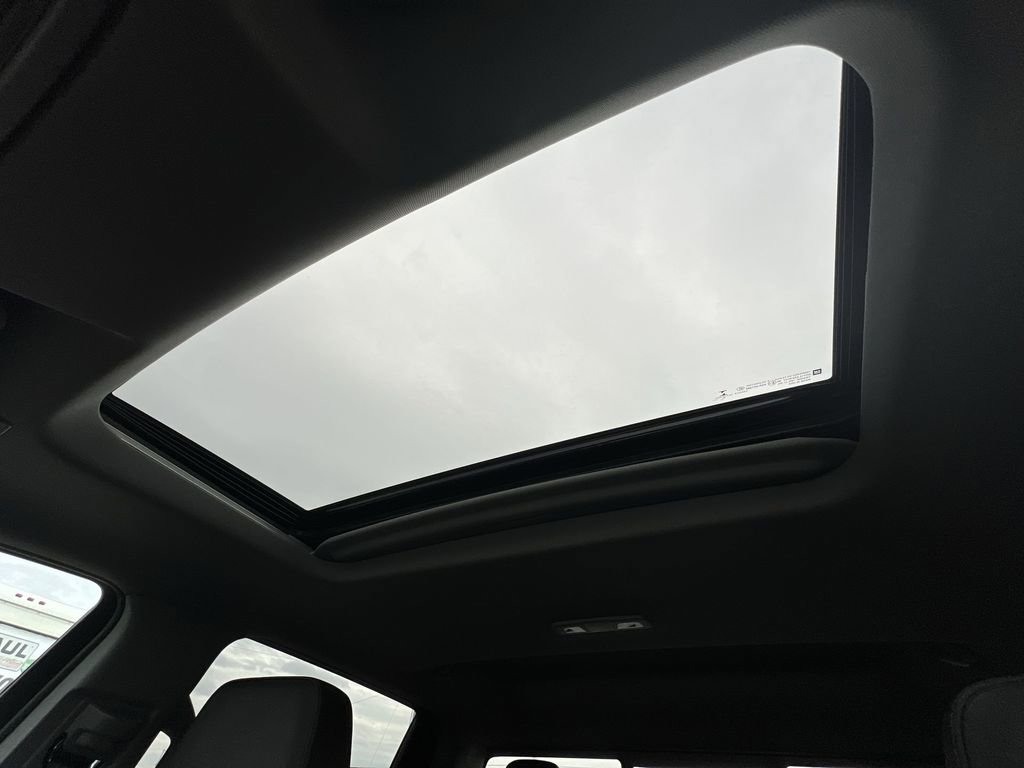 Certified 2023 Chevrolet Silverado 1500 RST image 19