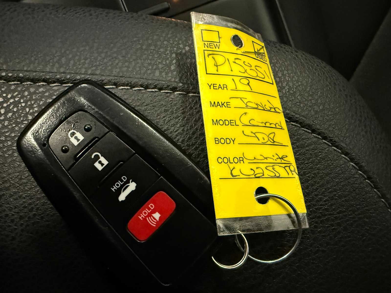 Used 2019 Toyota Camry XSE w/ Navigation Package image 40