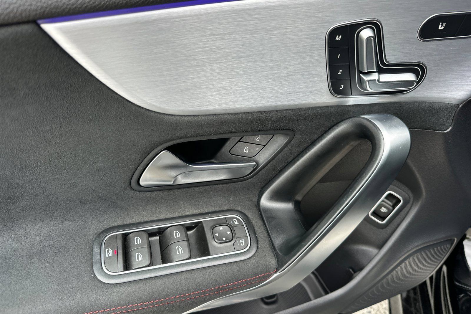 Used 2022 Mercedes-Benz CLA 35 AMG 4MATIC image 11