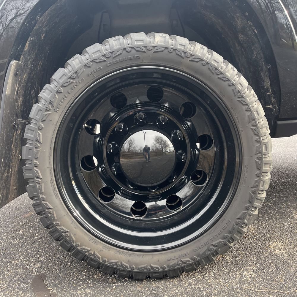 Used 2024 RAM 3500 Limited w/ Safety Group image 28