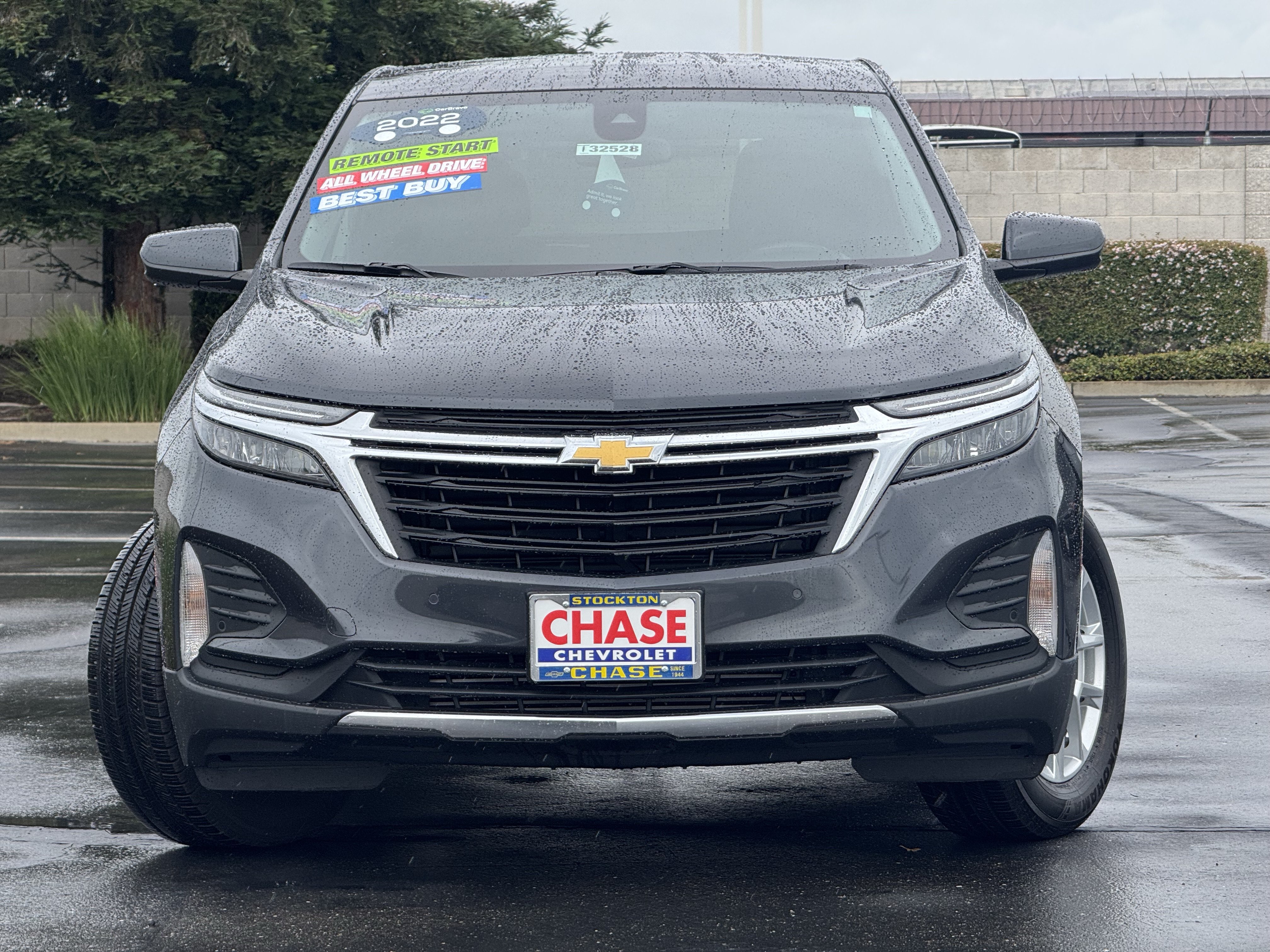 Certified 2022 Chevrolet Equinox LT w/ Driver Convenience Package AWD/4WD image 2