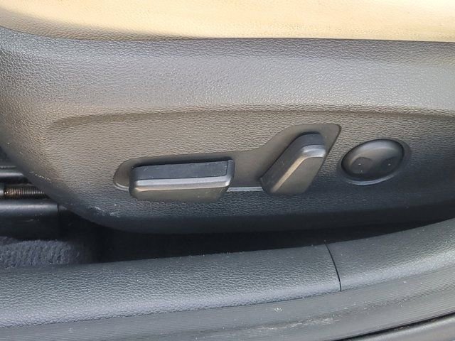 Used 2015 Hyundai Sonata Limited image 17