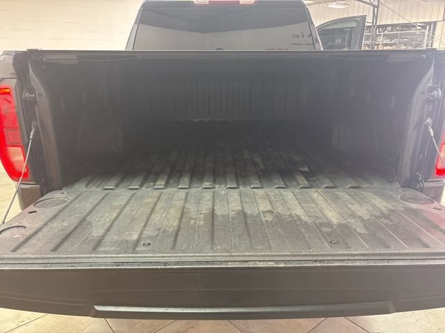 Used 2024 GMC Sierra 1500 Elevation RWD image 11