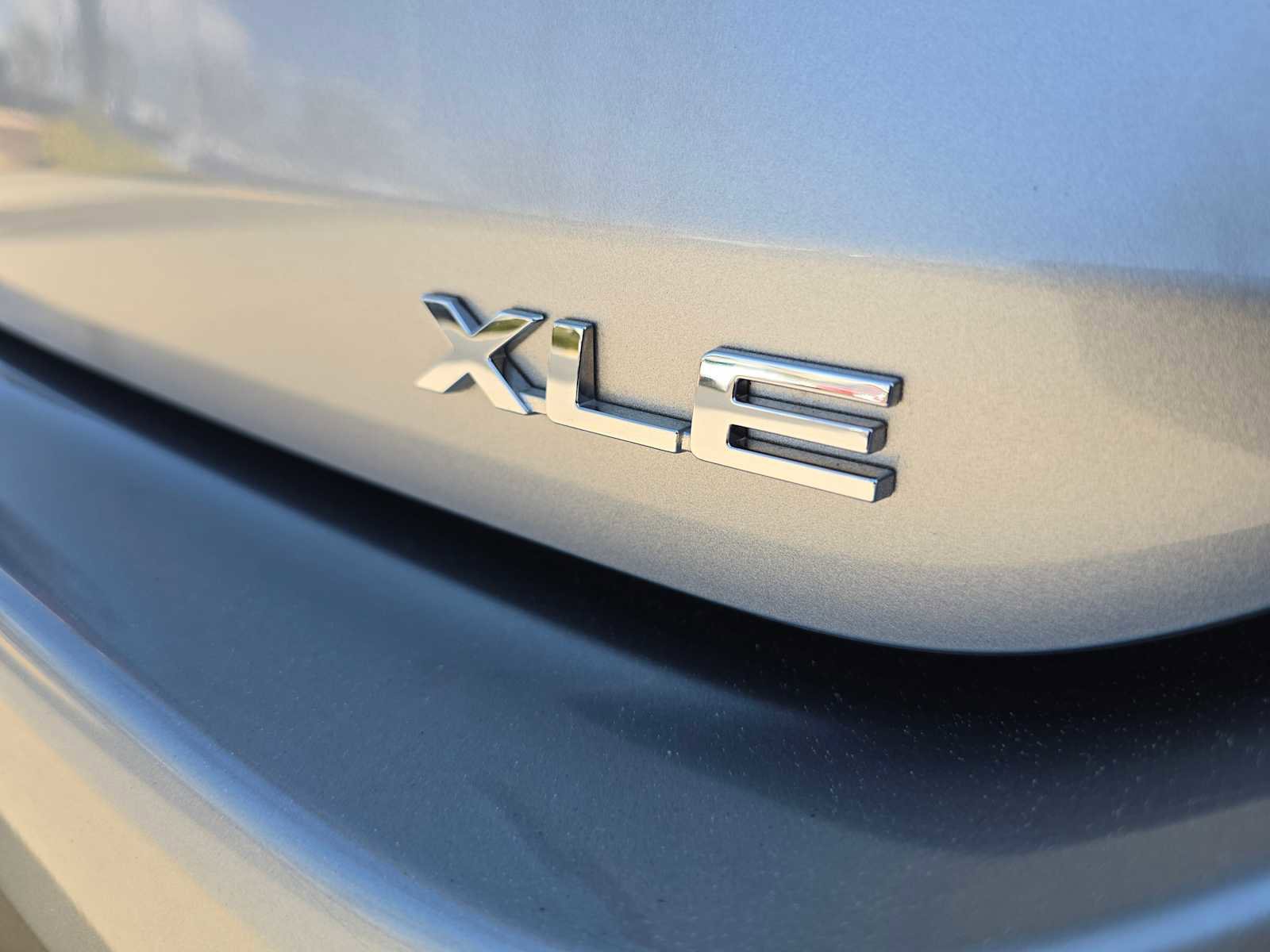 Certified 2025 Toyota Highlander XLE FWD image 13