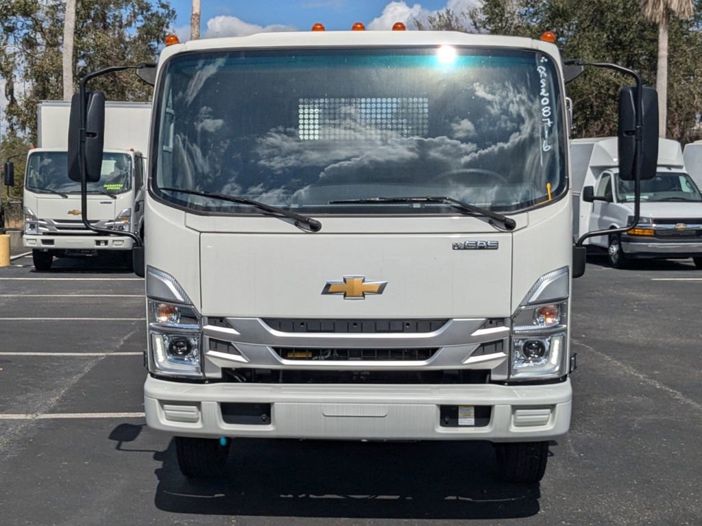 New 2024 Chevrolet Low Cab Forward image 9