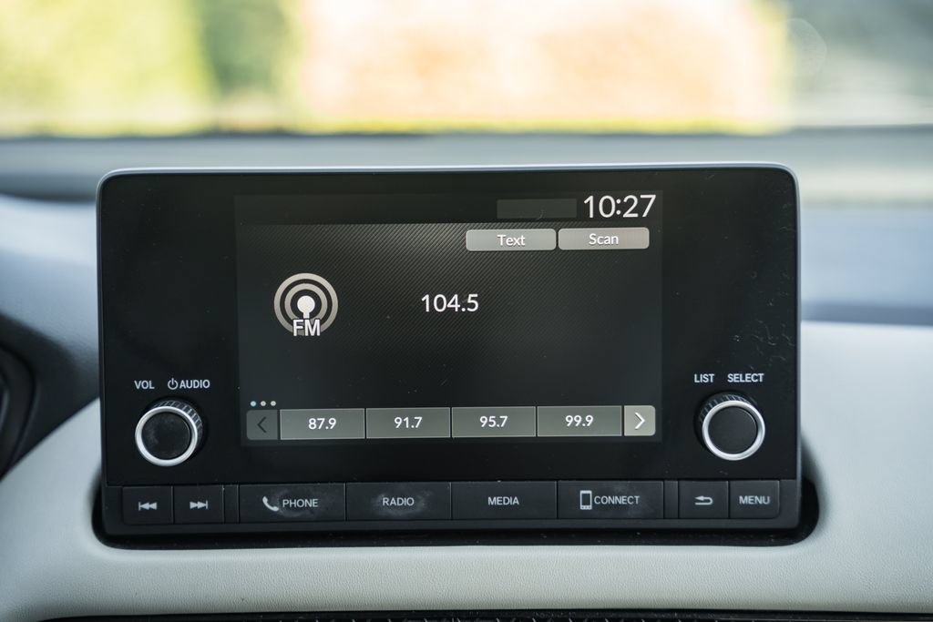 Certified 2024 Honda HR-V LX image 18