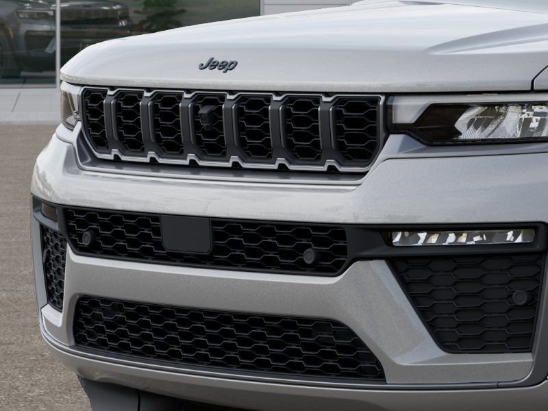 New 2026 Jeep Grand Cherokee L Limited AWD/4WD image 11