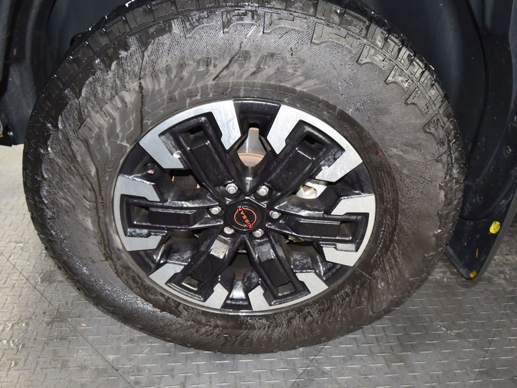 Used 2024 Nissan Frontier PRO-4X w/ Off-Road Protection Package image 13